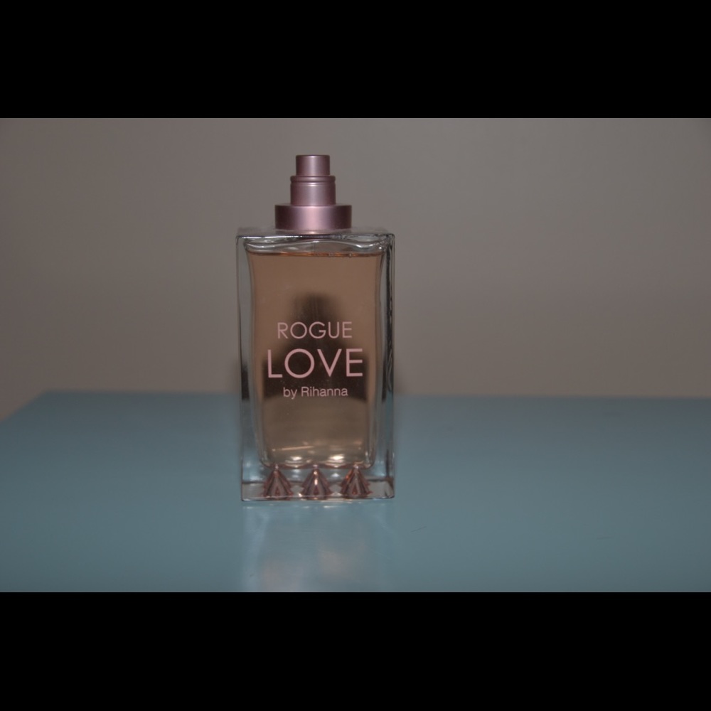 Rihanna Perfume